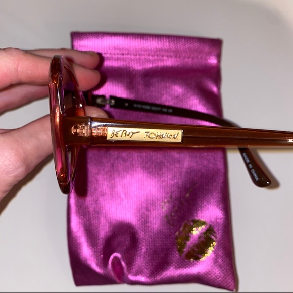 Betsey Johnson sunglasses, NWOT perfect condition main image 7